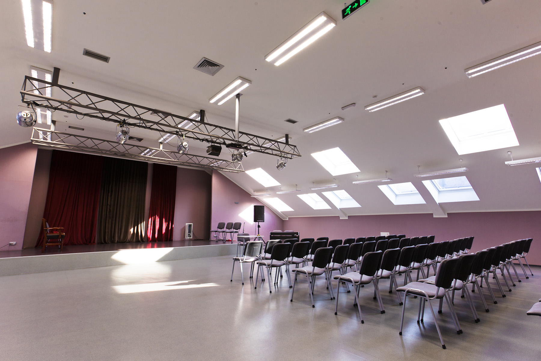 Enterijer – Škola Artimedia – Beograd 2