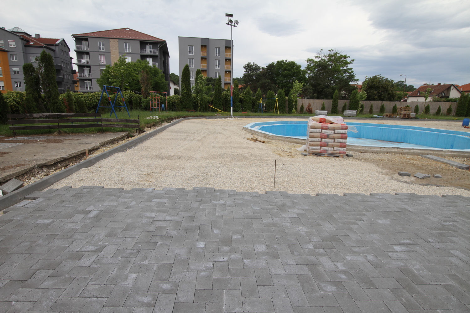 Rekonstrukcija – Plato gradskog bazena u Velikoj Plani 4 - Jadran d.o.o. Beograd