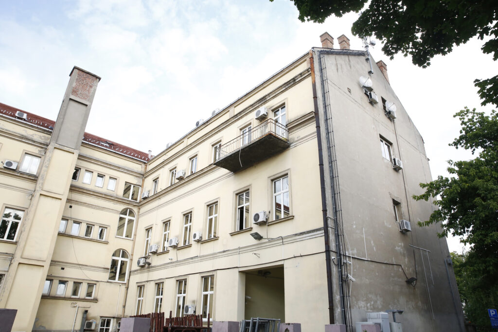 Energetska Sanacija – Fasade na četiri objekta u Beogradu 1 - pre - Jadran d.o.o. Beograd