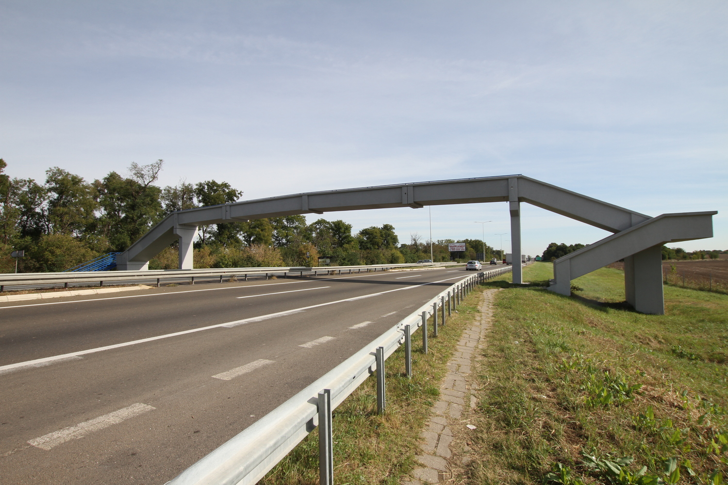 Održavanje betonskih površina – Pešačka pasarela - Jadran d.o.o. Beograd