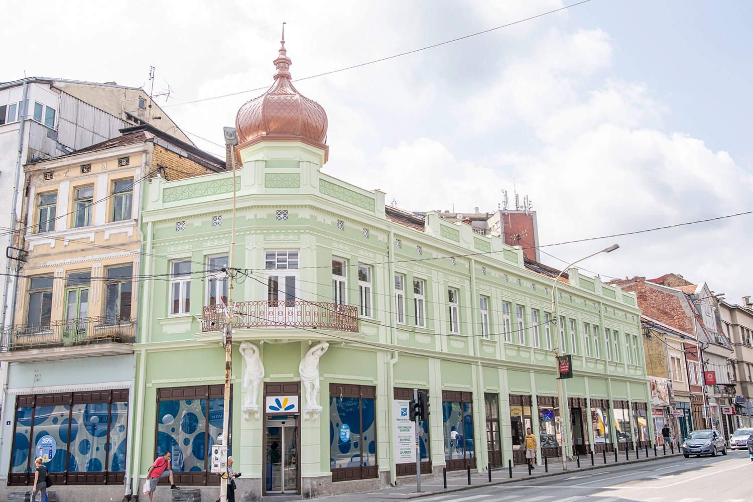 Gradsko jezgro Kragujevca - Zgrada sa Atlasima - Posle 2